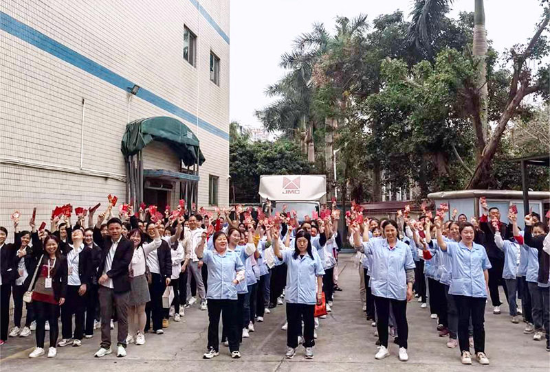 龍行龘龘，前程朤朤丨雅香麗化妝用品（深圳）有限公司龍運當頭，開工大吉！